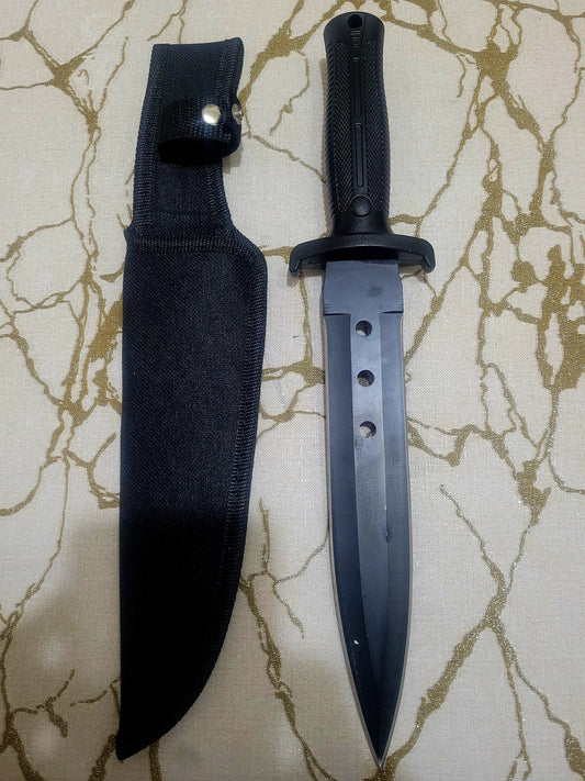 Cuțit tip baionetă II